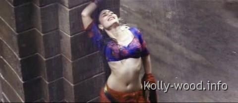 kareena56dm.jpg