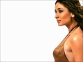 kareena111