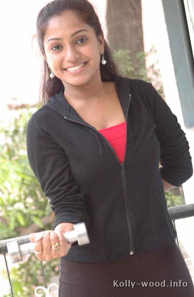 Aparna-pudu-beauty-girl.jpg