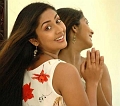 05navya-nair